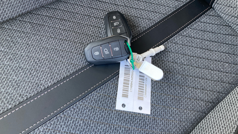 Peugeot 208 1.2 Hybrid 110 Allure 5dr e-DSC6 Petrol Hatchback